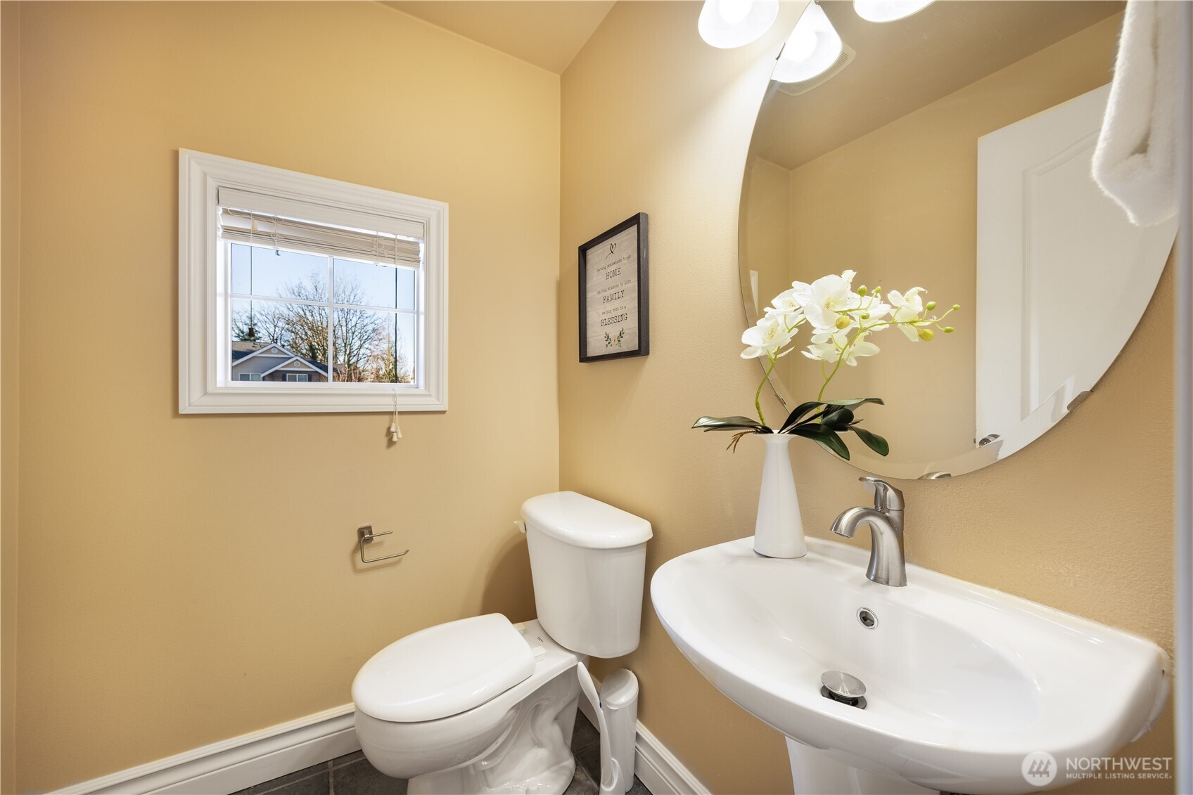 17811 80th Avenue NE #E2, Kenmore, WA 98028