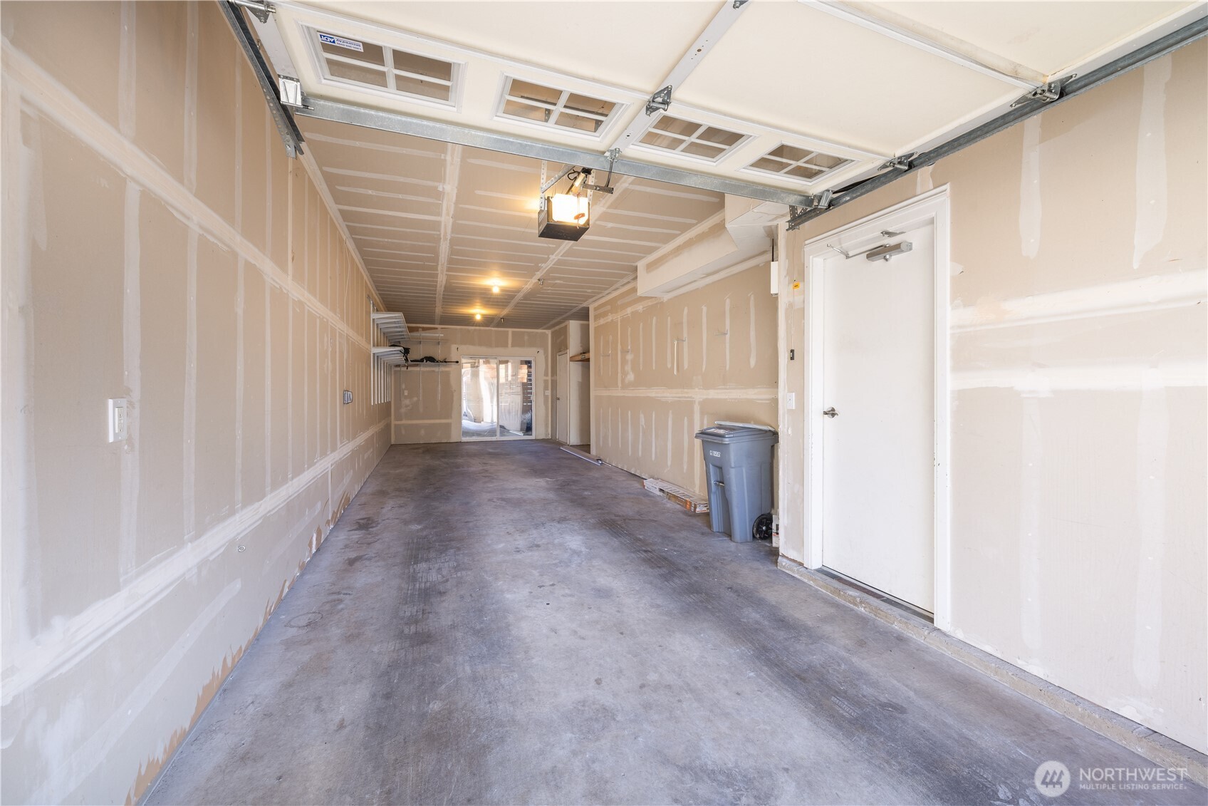 17811 80th Avenue NE #E2, Kenmore, WA 98028