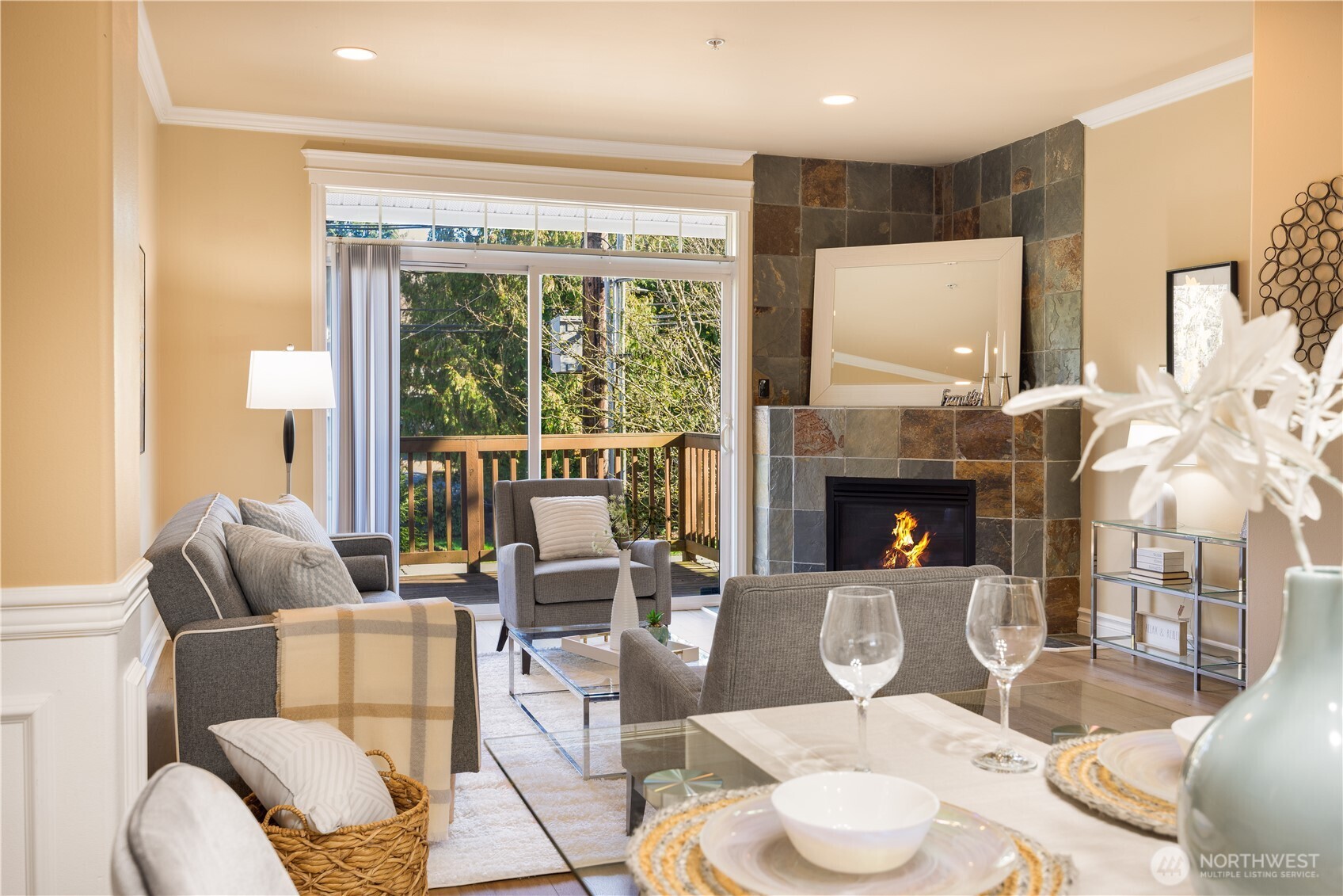 17811 80th Avenue NE #E2, Kenmore, WA 98028