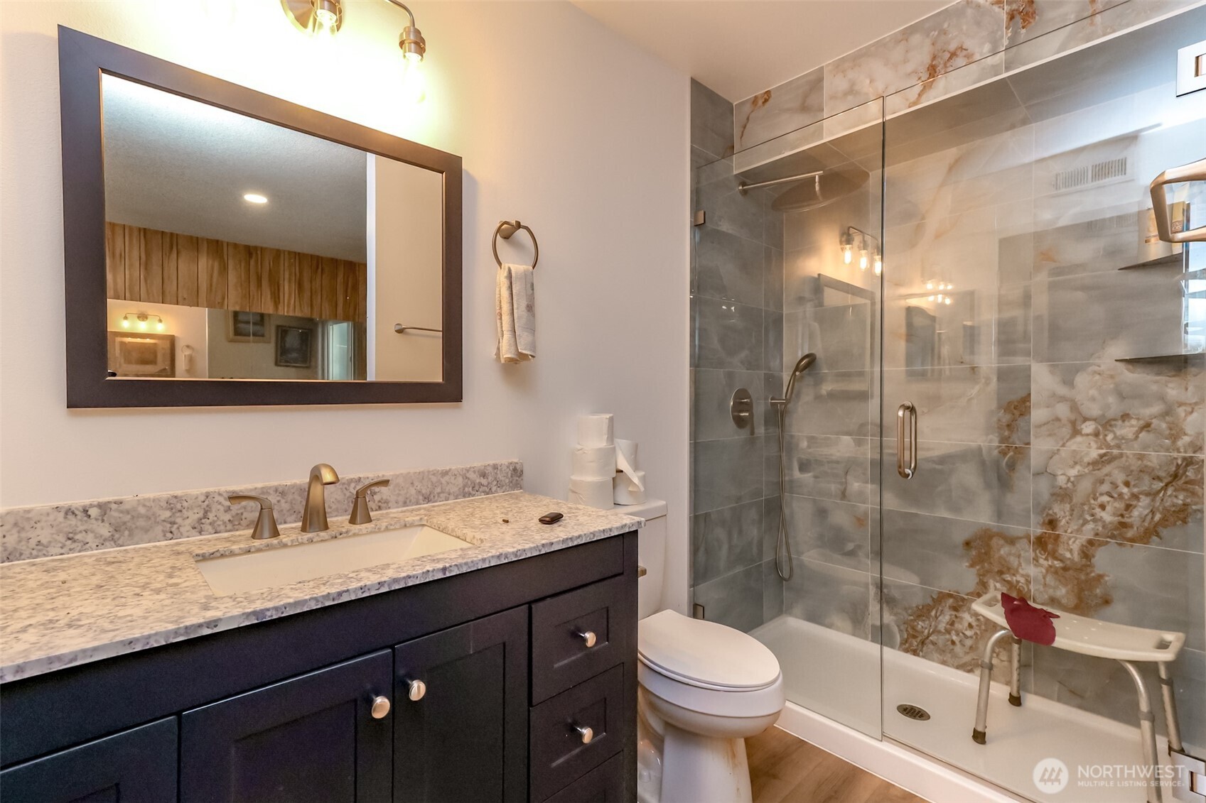 25916 14th Place S, Des Moines, WA 98198