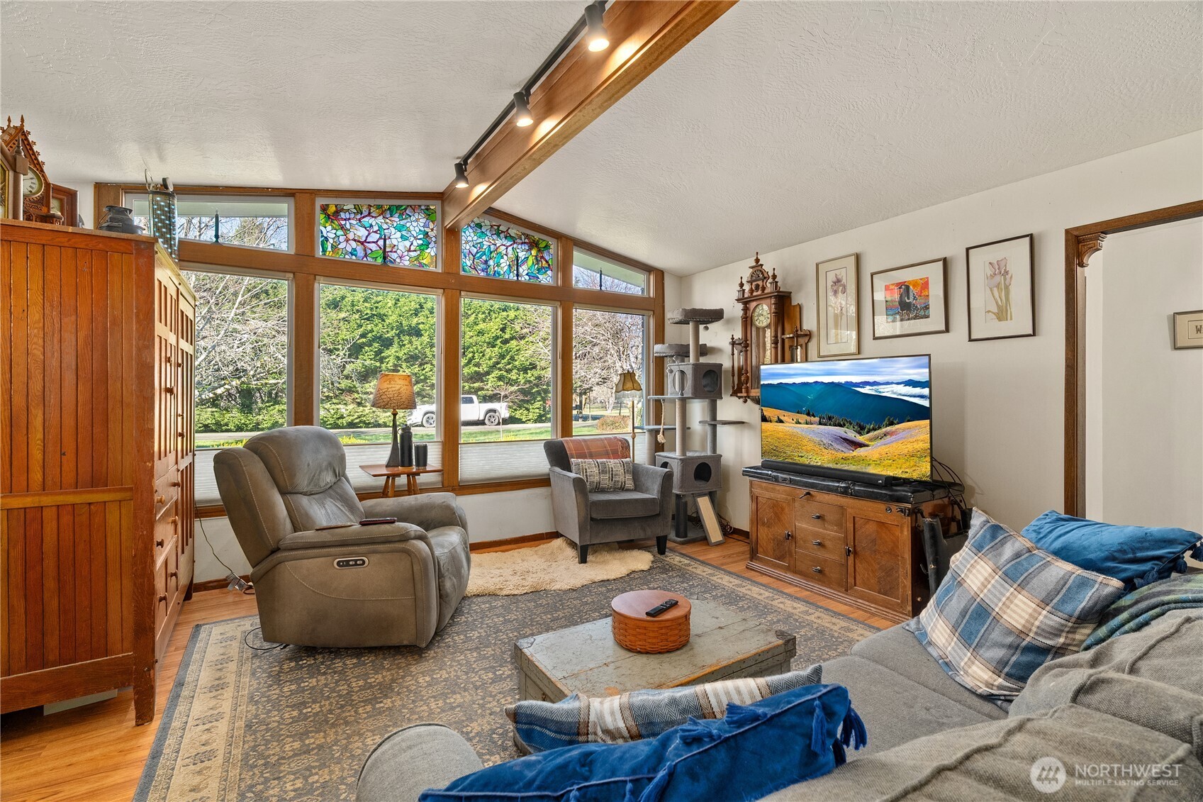 631 5th Avenue , Forks, WA 98331