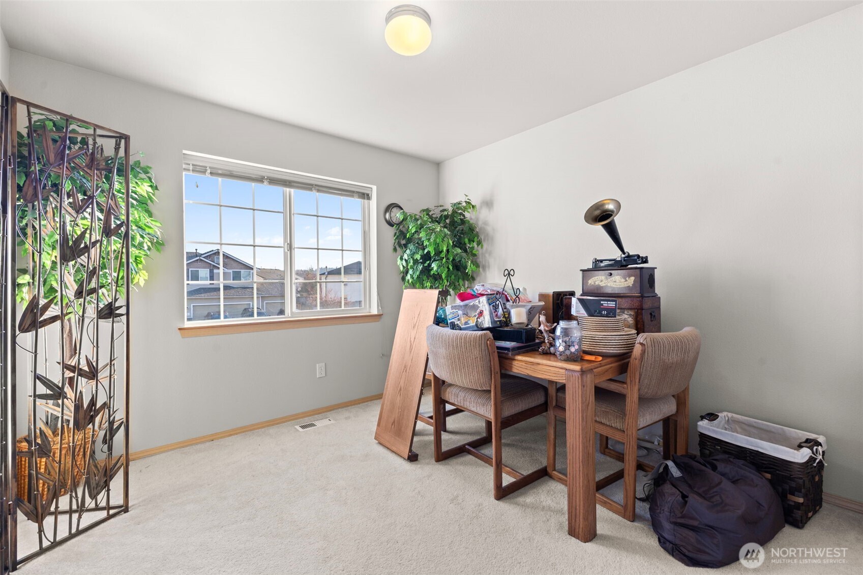 207 Williams Boulevard NE, Orting, WA 98360