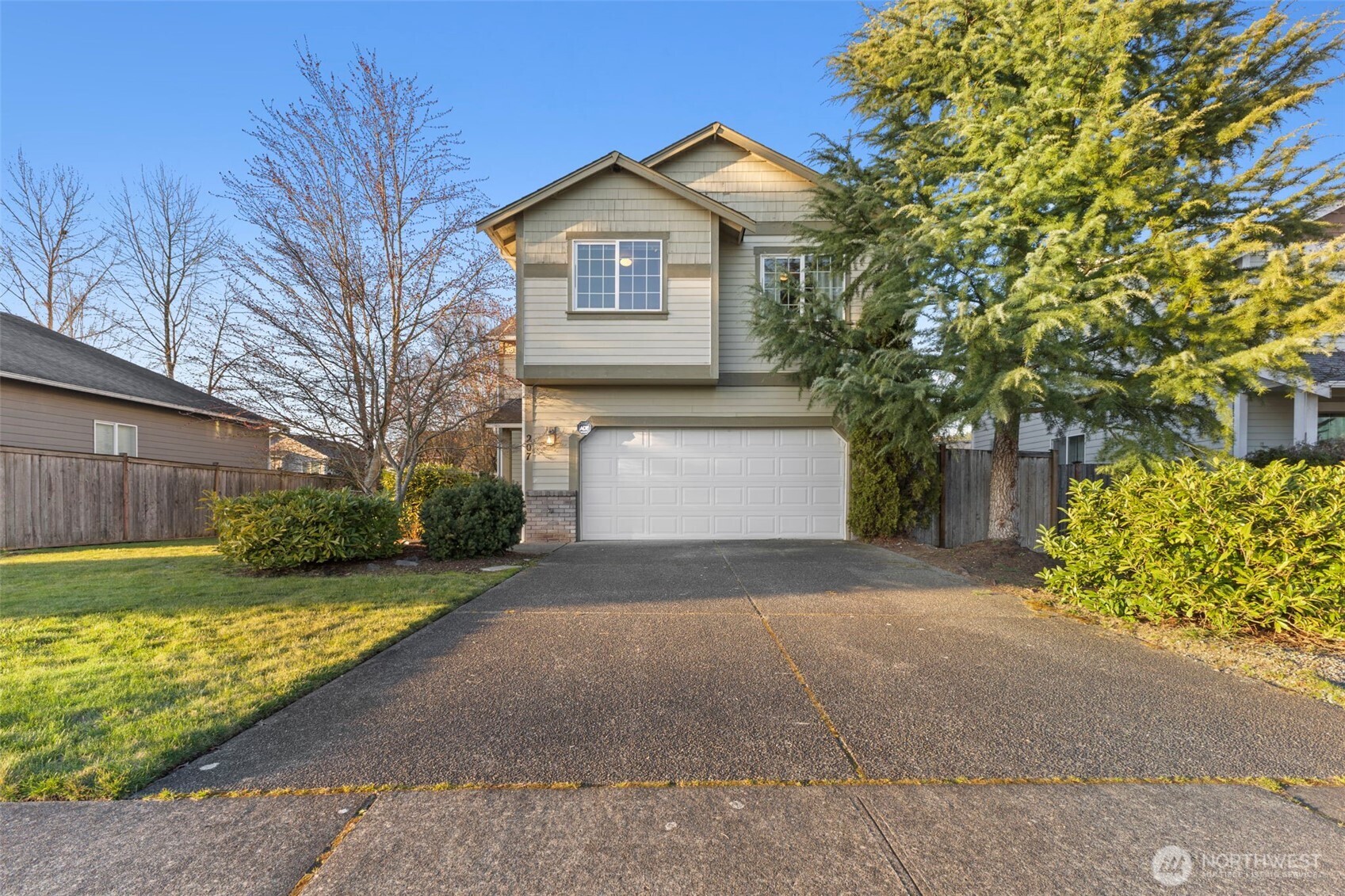 207 Williams Boulevard NE, Orting, WA 98360