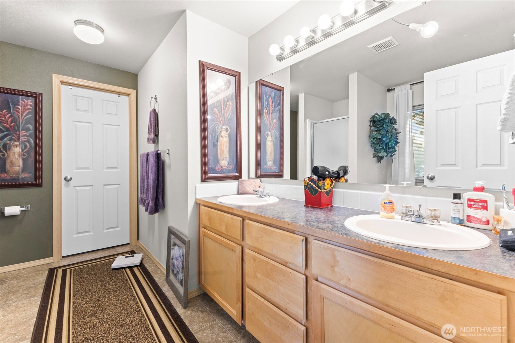 207 Williams Boulevard NE, Orting, WA 98360