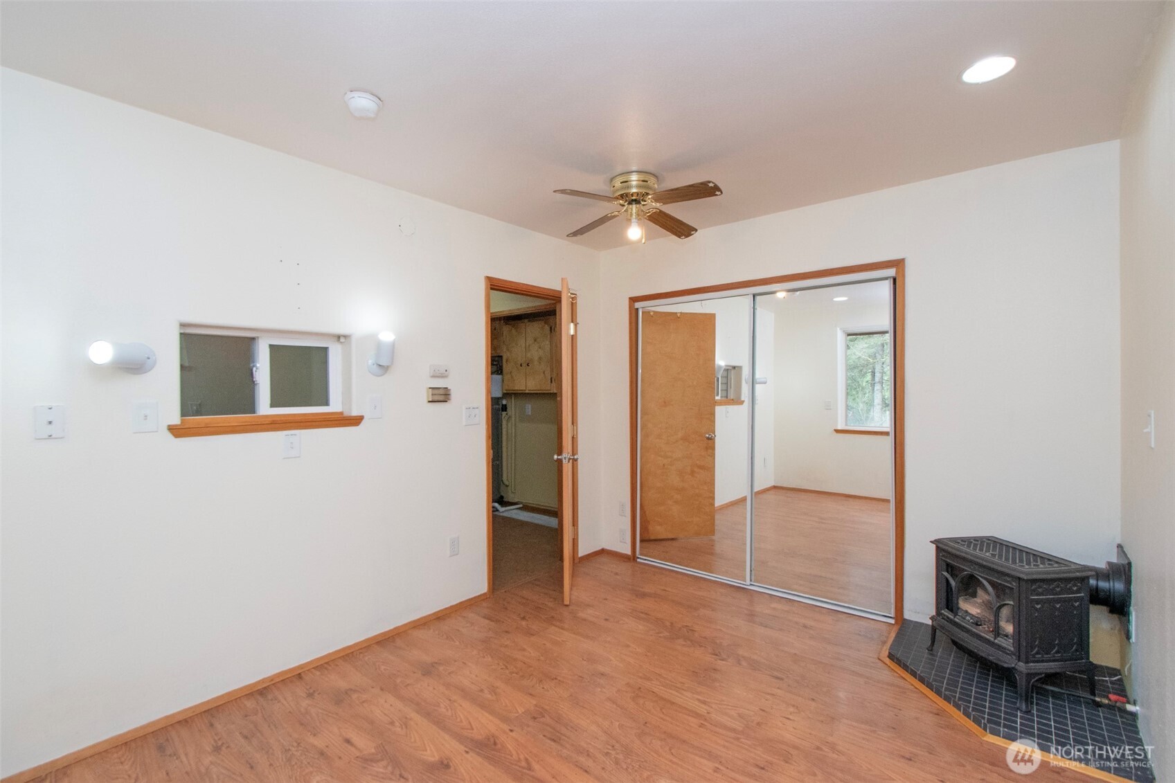 131 Robinson Road , Port Angeles, WA 98362