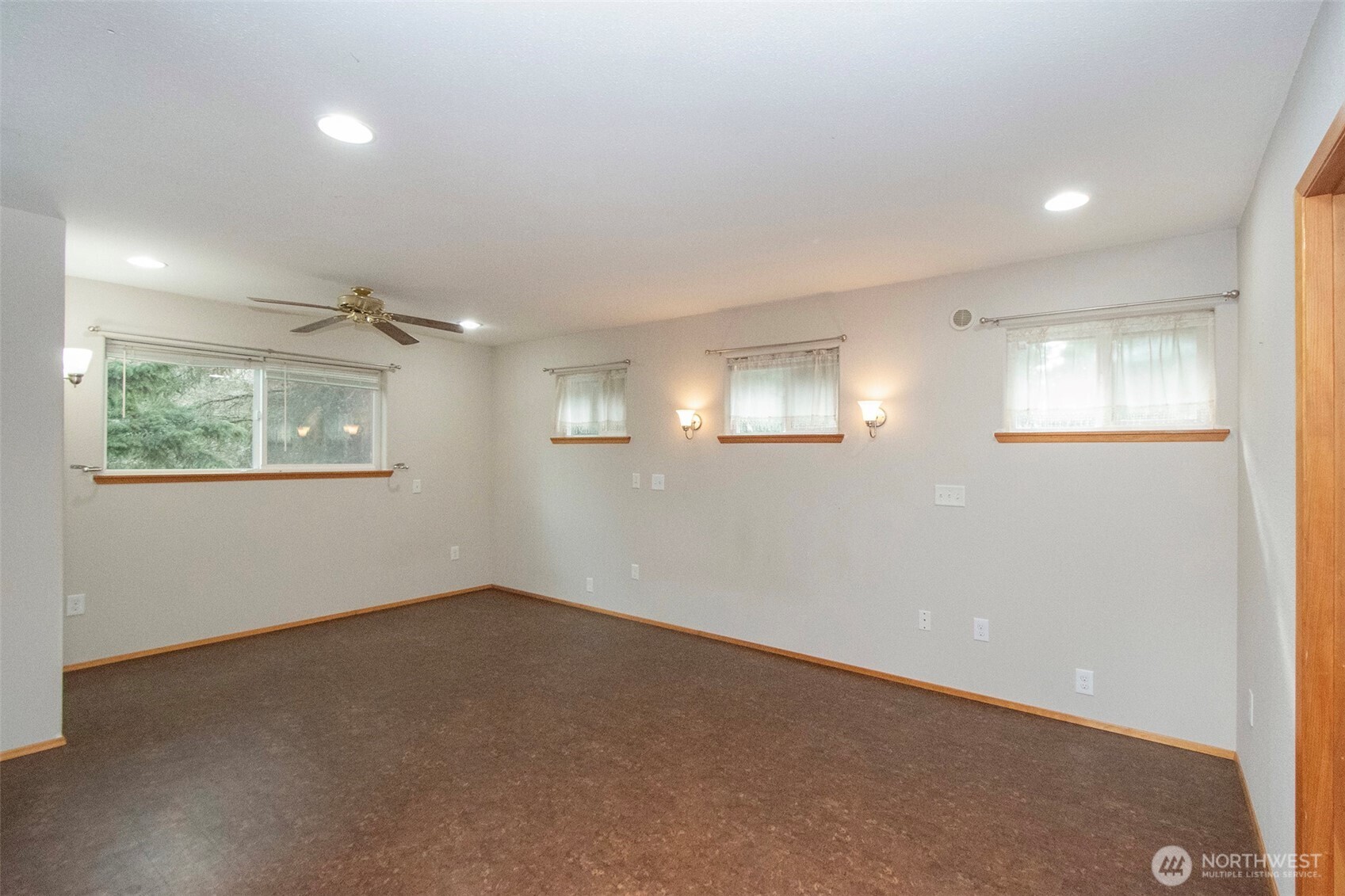 131 Robinson Road , Port Angeles, WA 98362