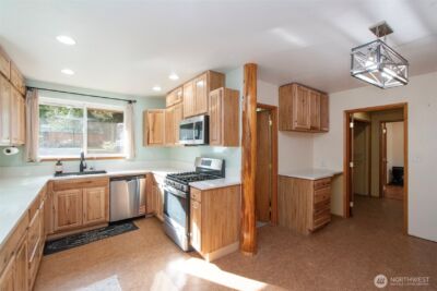 131 Robinson Road , Port Angeles, WA 98362 - Photo 6