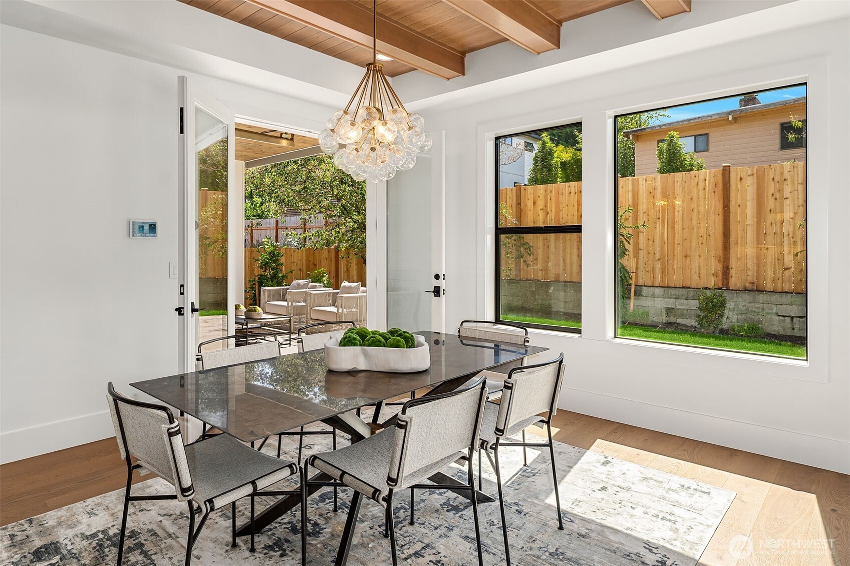 142 160th Avenue SE, Bellevue, WA 98008