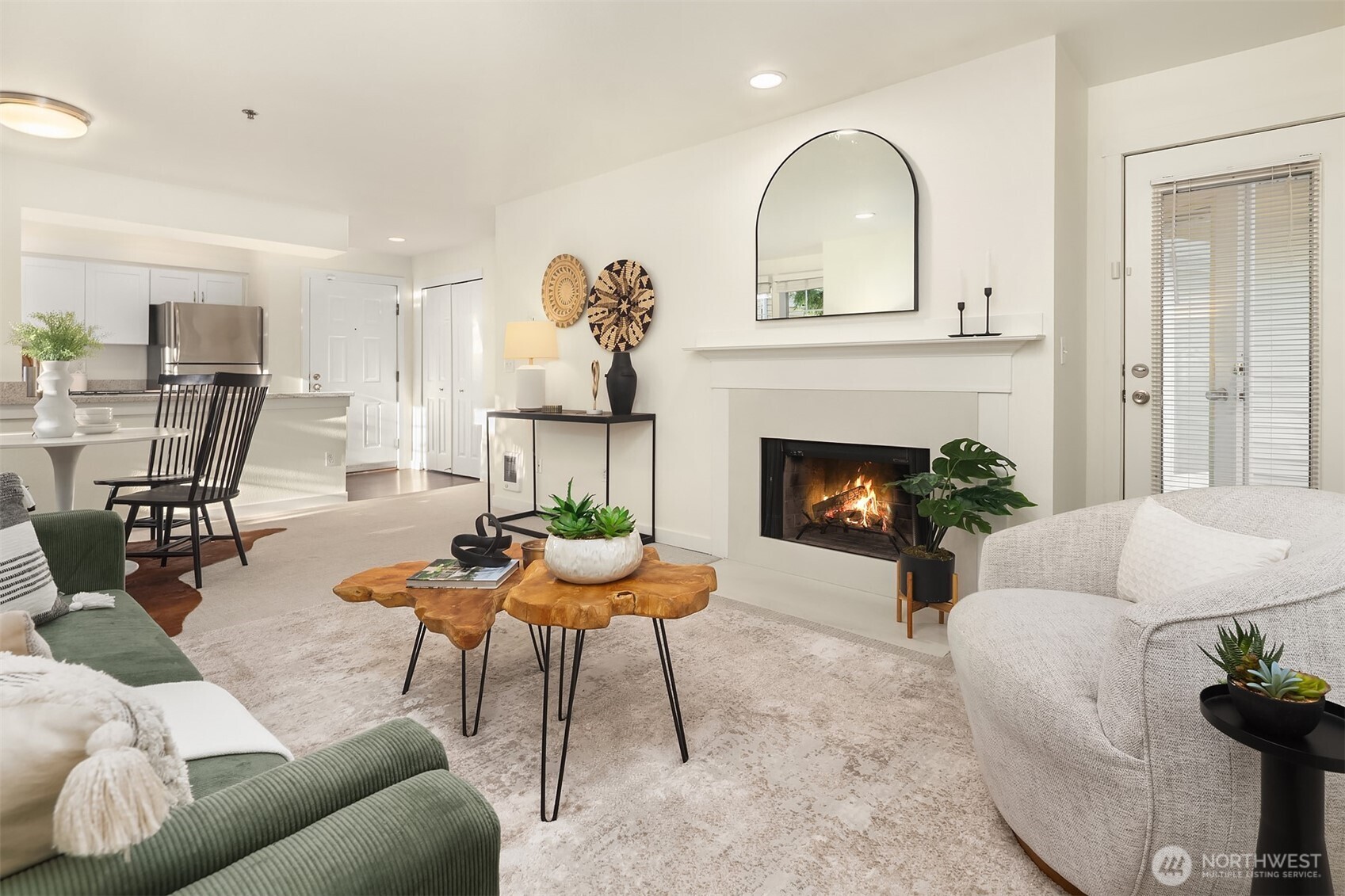 2740 118th Avenue SE #202, Bellevue, WA 98005