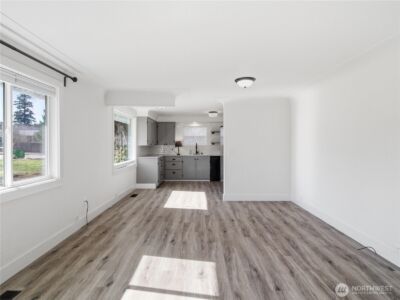 2016 Dickinson Avenue NW, Olympia, WA 98502 - Photo 11