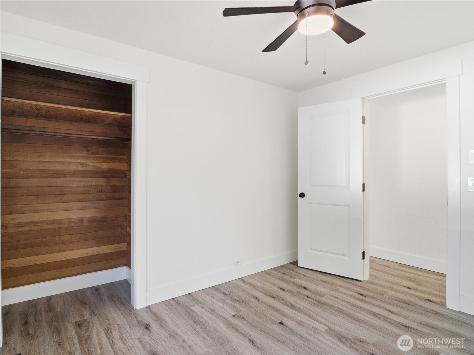 2016 Dickinson Avenue NW, Olympia, WA 98502