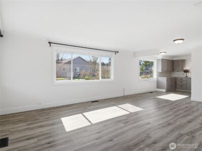 2016 Dickinson Avenue NW, Olympia, WA 98502 - Photo 8