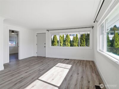 2016 Dickinson Avenue NW, Olympia, WA 98502 - Photo 10