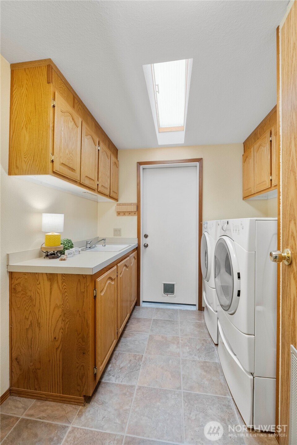 32820 20th Ave S #24, Federal Way, WA 98003