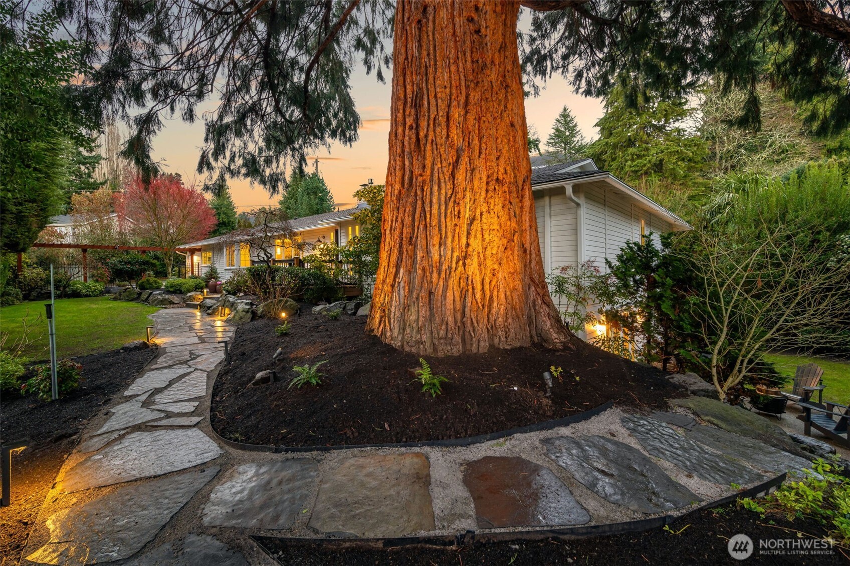 423 SW 189th Place , Normandy Park, WA 98166