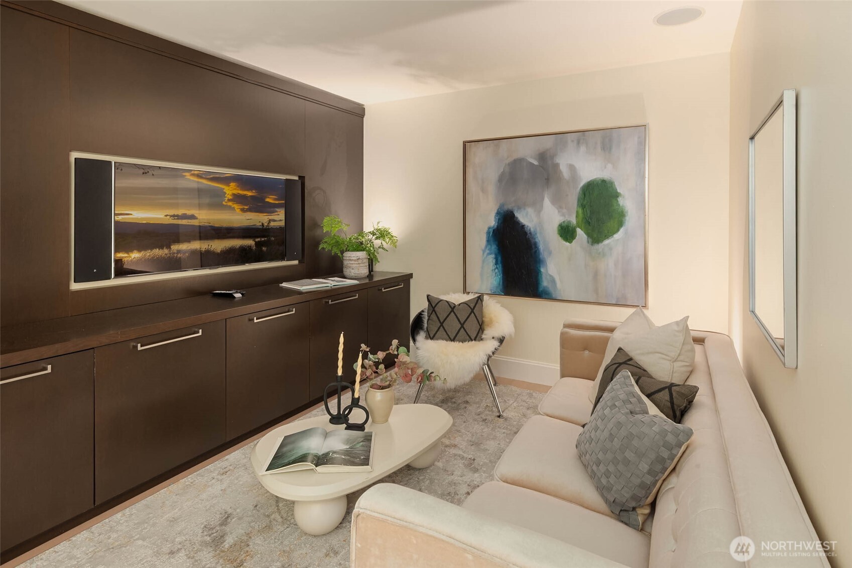 1521 2nd Avenue #2804, Seattle, WA 98101