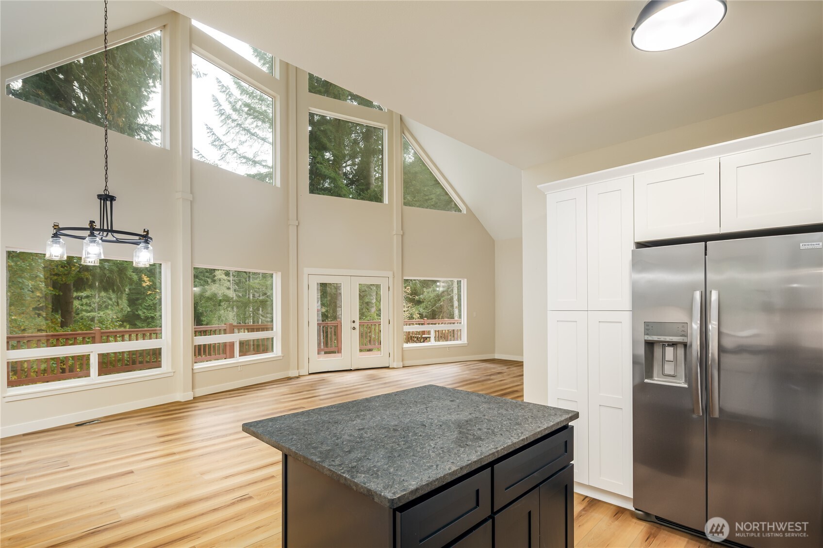 18219 E Spring Lake Road , Arlington, WA 98223