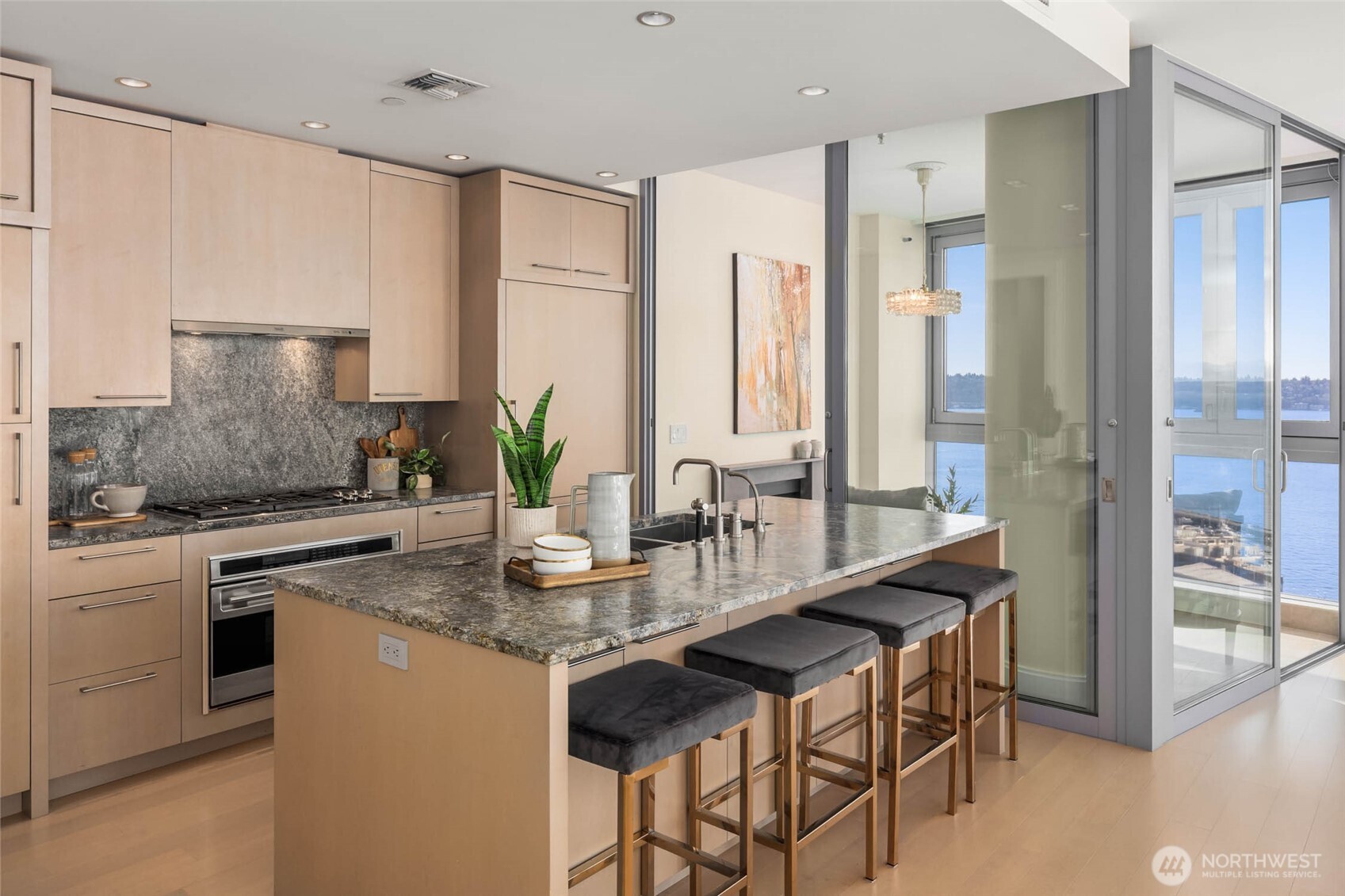 1521 2nd Avenue #1400, Seattle, WA 98101