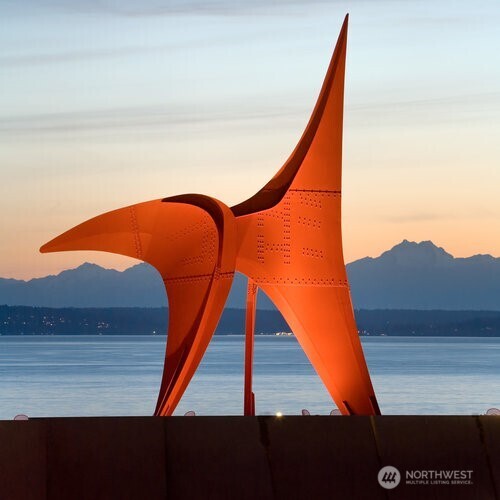 1521 2nd Avenue #2004, Seattle, WA 98101