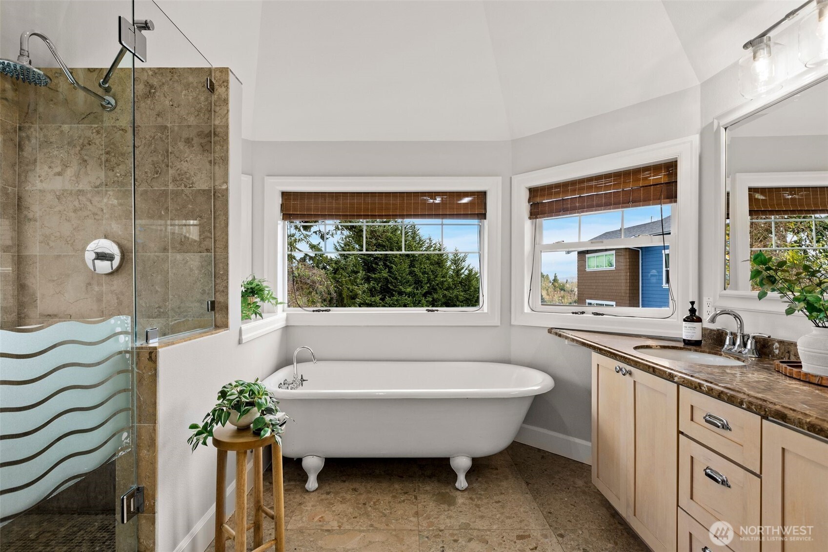 337 25th Avenue E, Seattle, WA 98112