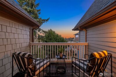 337 25th Avenue E, Seattle, WA 98112 - Photo 2