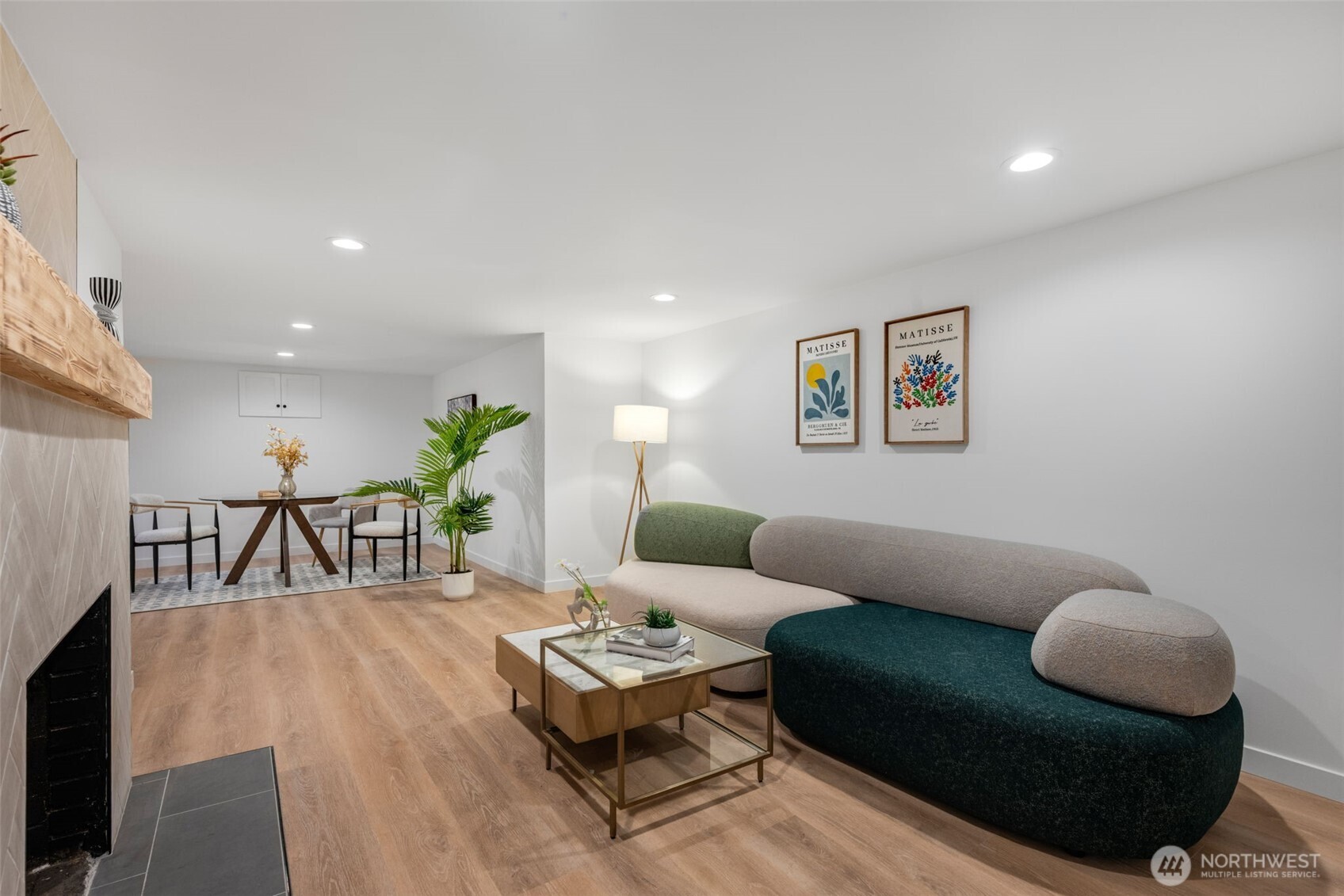 10723 Densmore Avenue N, Seattle, WA 98133-8943