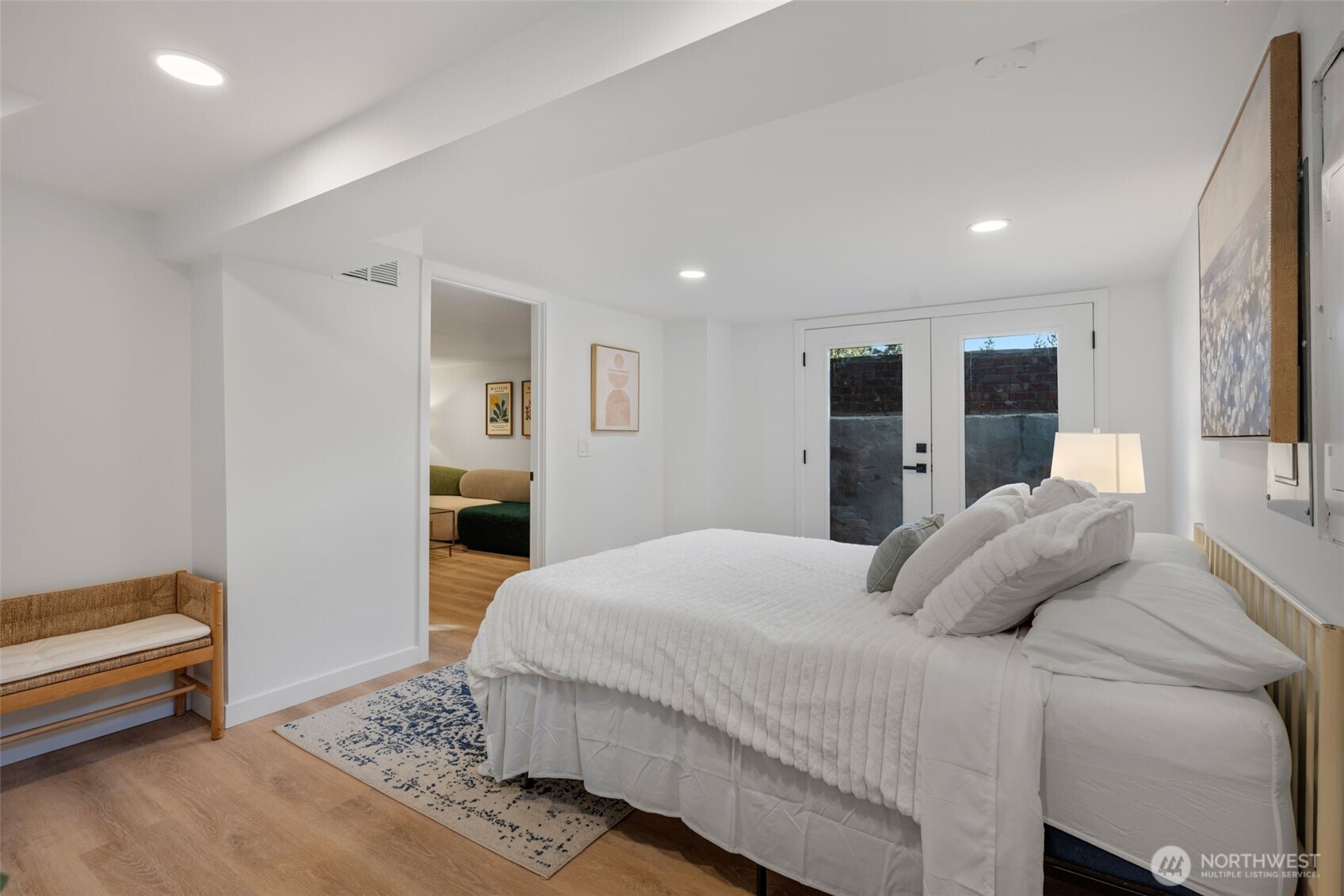 10723 Densmore Avenue N, Seattle, WA 98133-8943