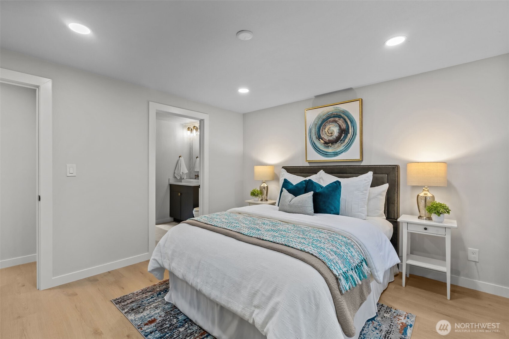 3901 151st Avenue SE, Bellevue, WA 98006