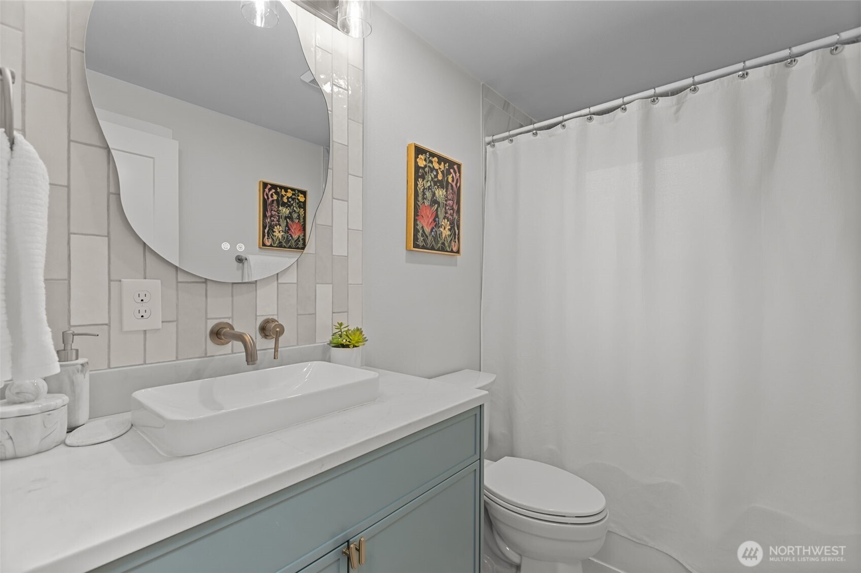 3901 151st Avenue SE, Bellevue, WA 98006