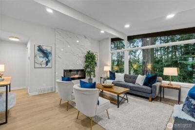 3901 151st Avenue SE, Bellevue, WA 98006 - Photo 2