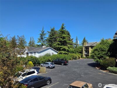 270 SE Barrington Drive #A 304, Oak Harbor, WA 98277 - Photo 3