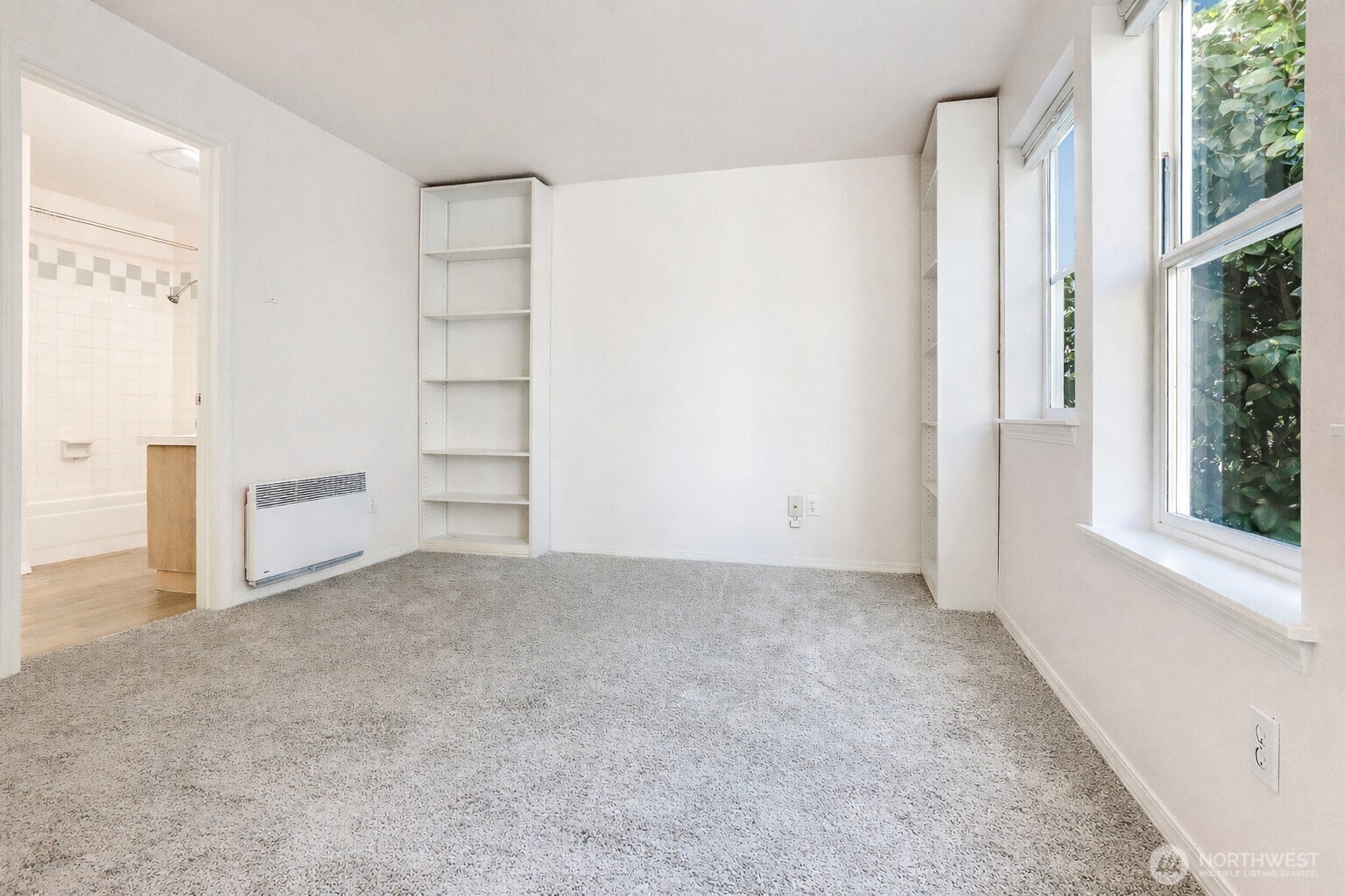 407 N 49th Street #A, Seattle, WA 98103