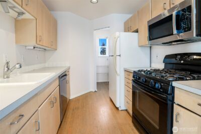 407 N 49th Street #A, Seattle, WA 98103 - Photo 14