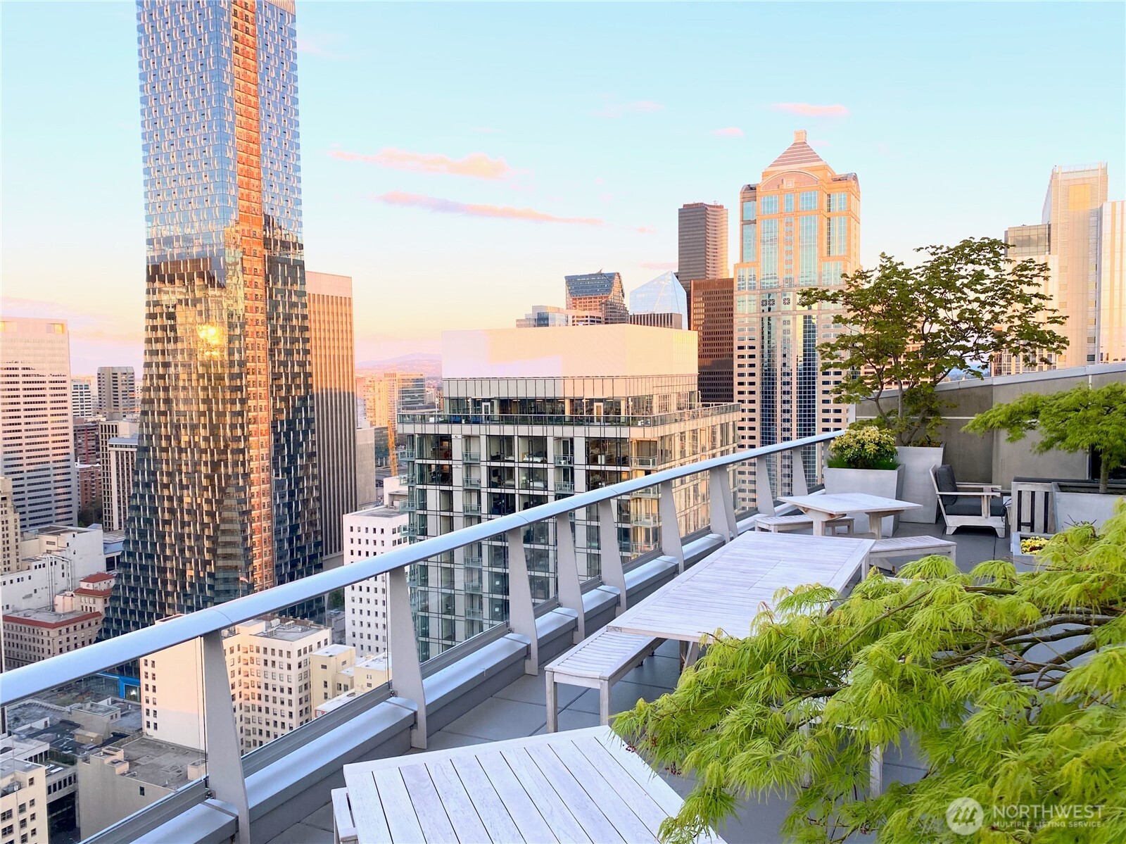 1521 2nd Avenue #1001, Seattle, WA 98101