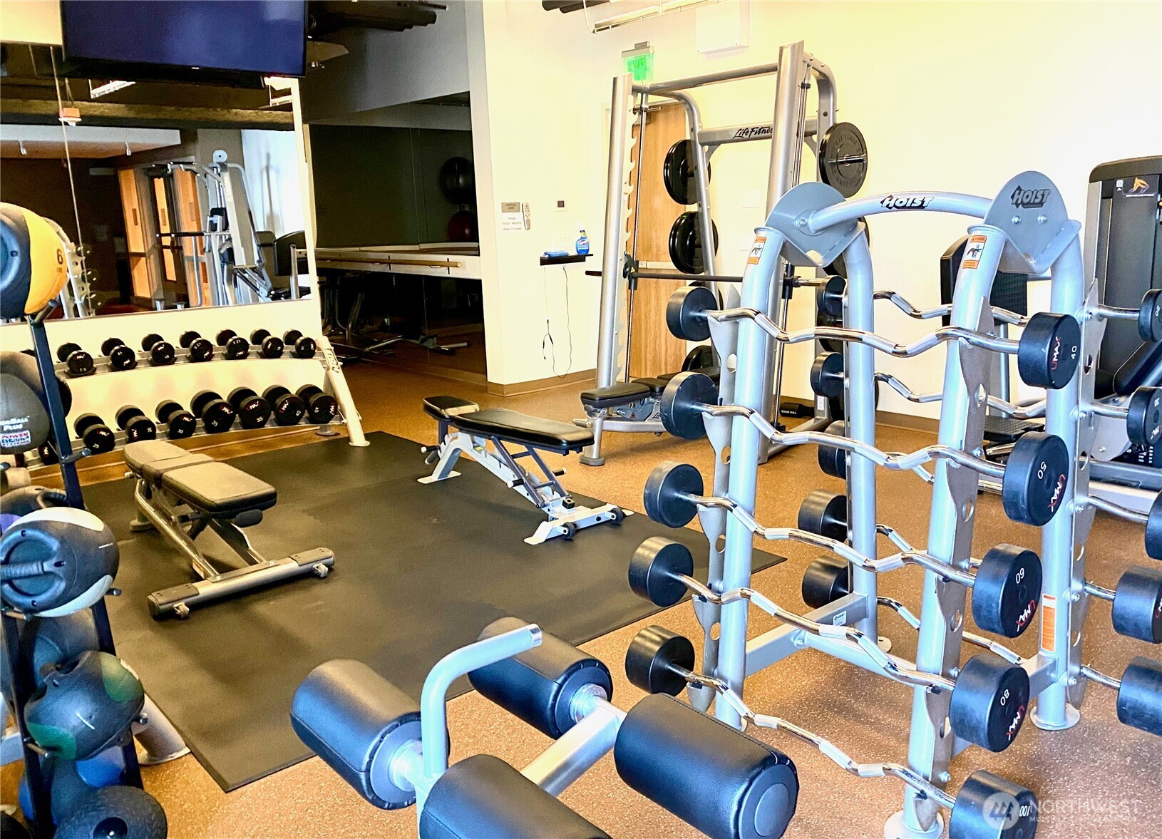 1521 2nd Avenue #1001, Seattle, WA 98101