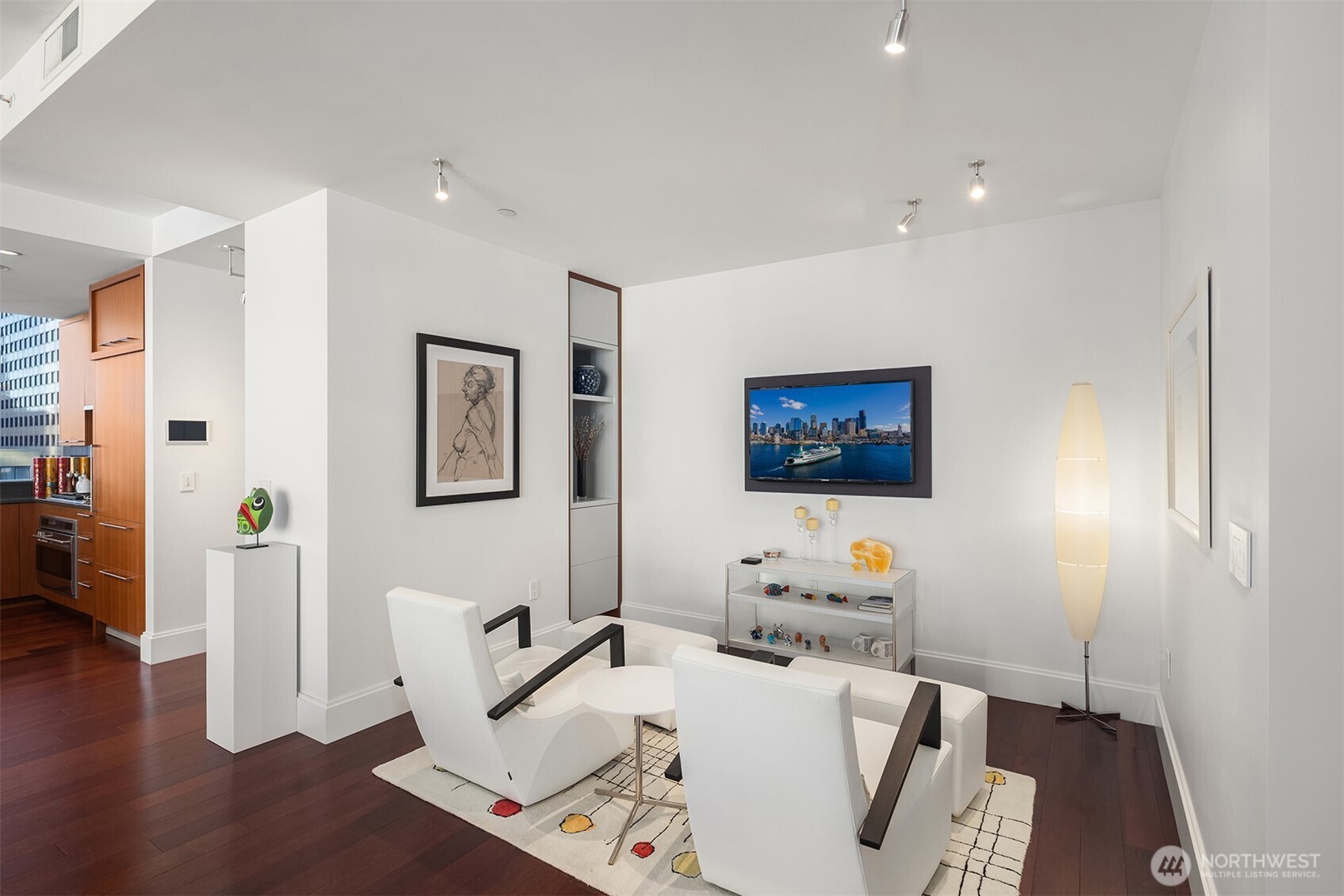 1521 2nd Avenue #1001, Seattle, WA 98101