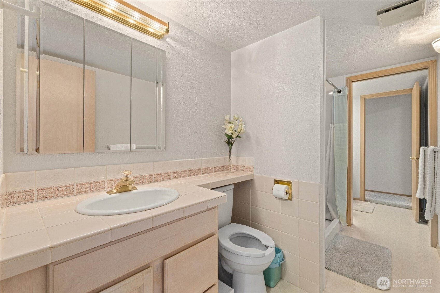 1218 H Street , Auburn, WA 98002-6728