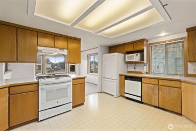 1218 H Street , Auburn, WA 98002-6728 - Photo 9