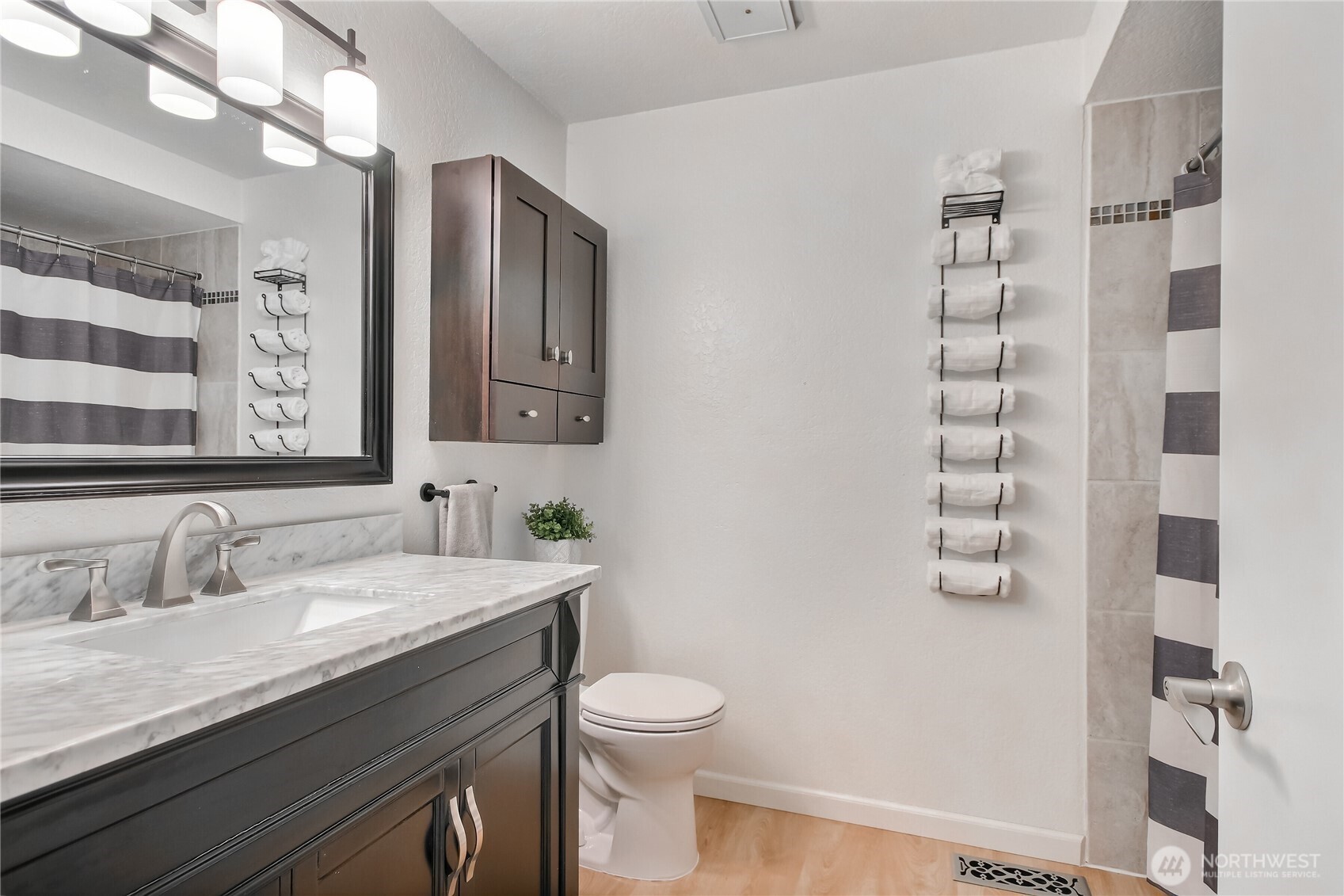 14302 61st Place W, Edmonds, WA 98026