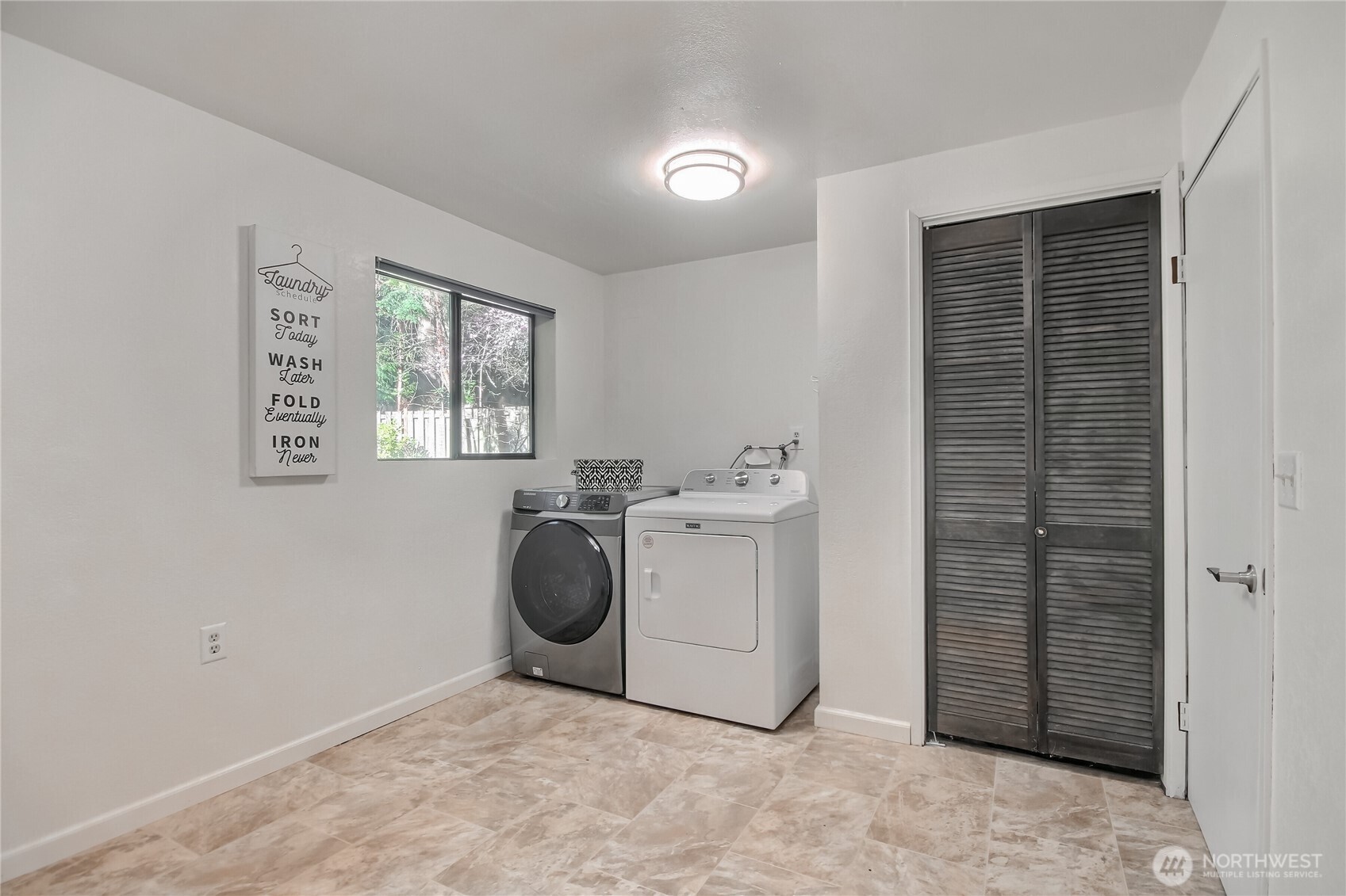 14302 61st Place W, Edmonds, WA 98026