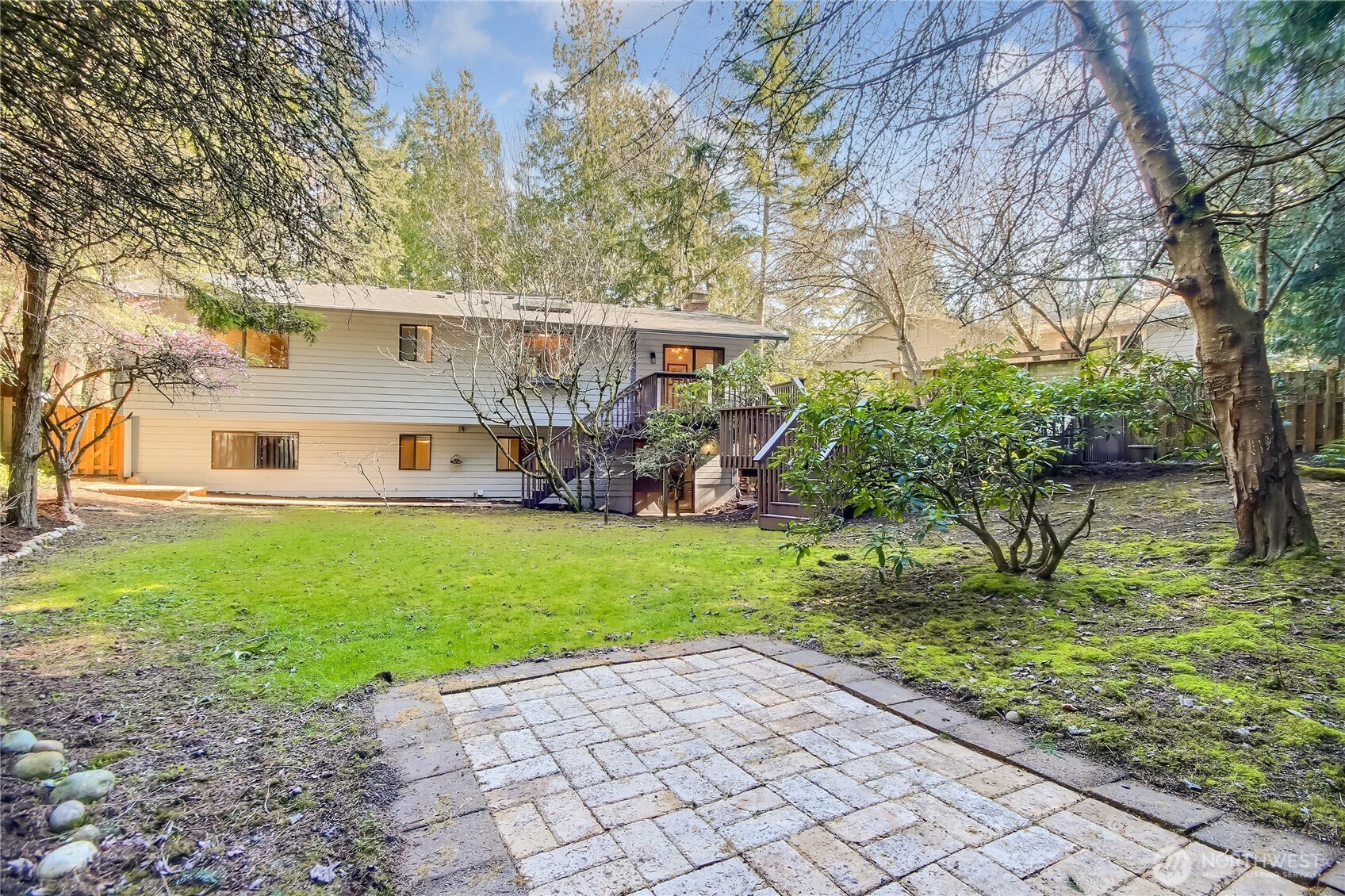 14302 61st Place W, Edmonds, WA 98026