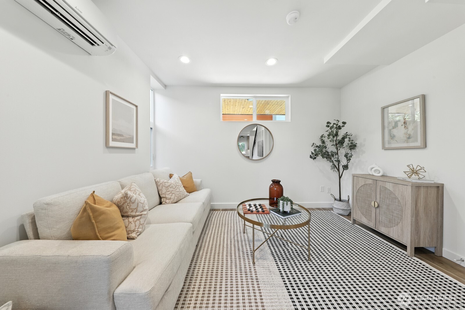 9020 13th Avenue NW #C, Seattle, WA 98117