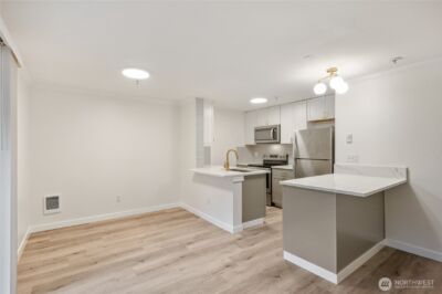 12618 109th Court NE #H101, Kirkland, WA 98034 - Photo 5