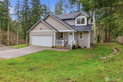 22322 Perimeter Court SE, Yelm, WA 98597 - Photo 2