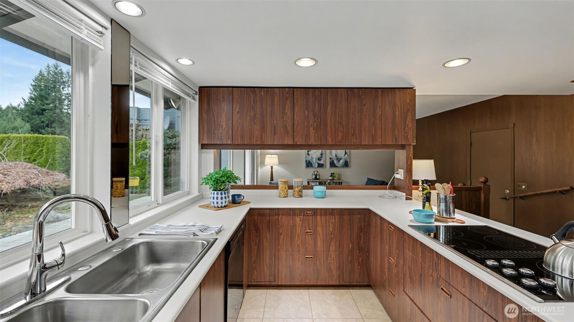 14121 SE Fairwood Boulevard , Renton, WA 98058