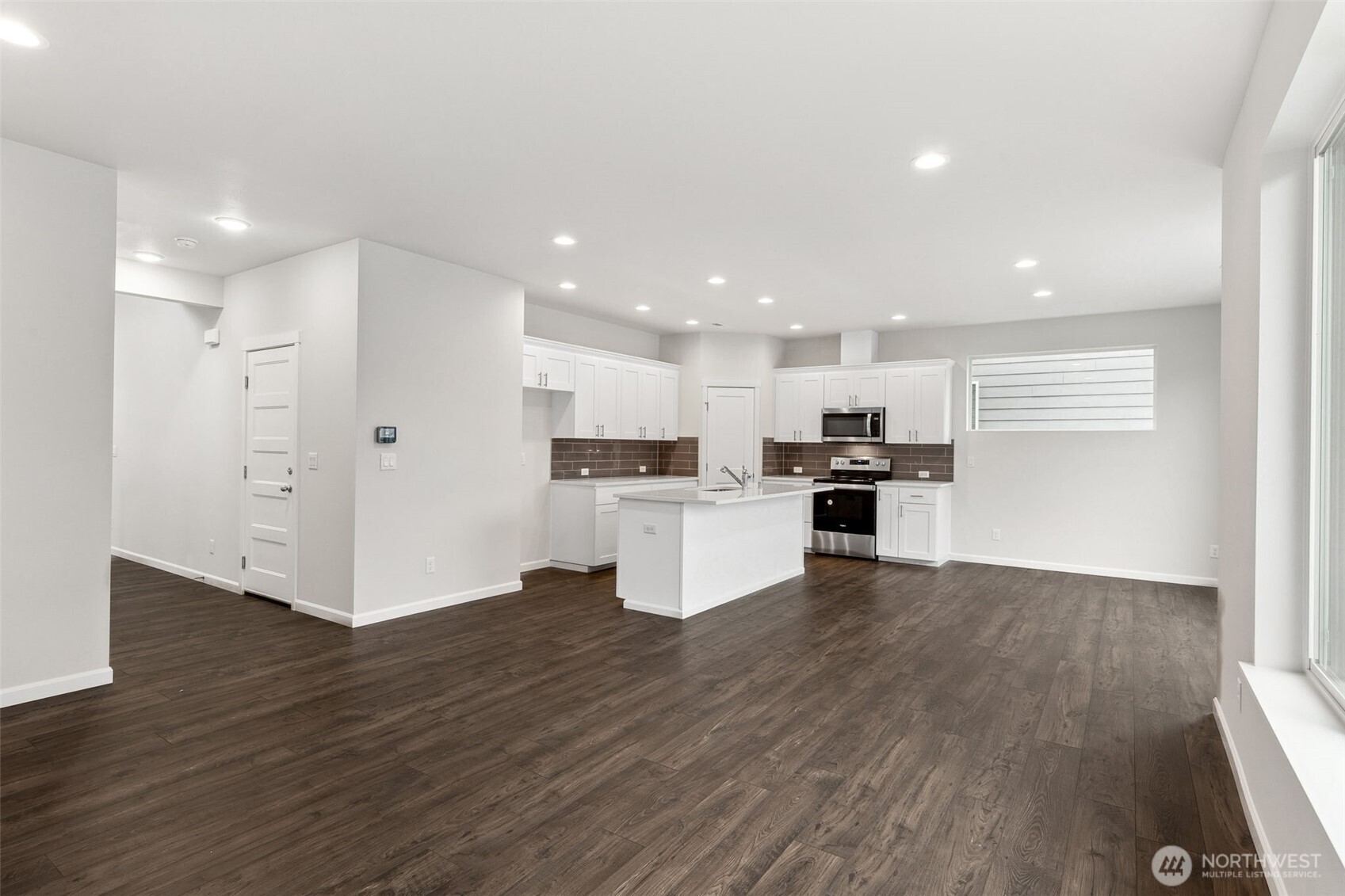 9419 Chief Leschi Street SE #7, Yelm, WA 98597