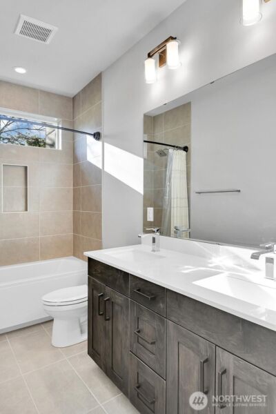 1113 N 39th Court , Renton, WA 98056 - Photo 20