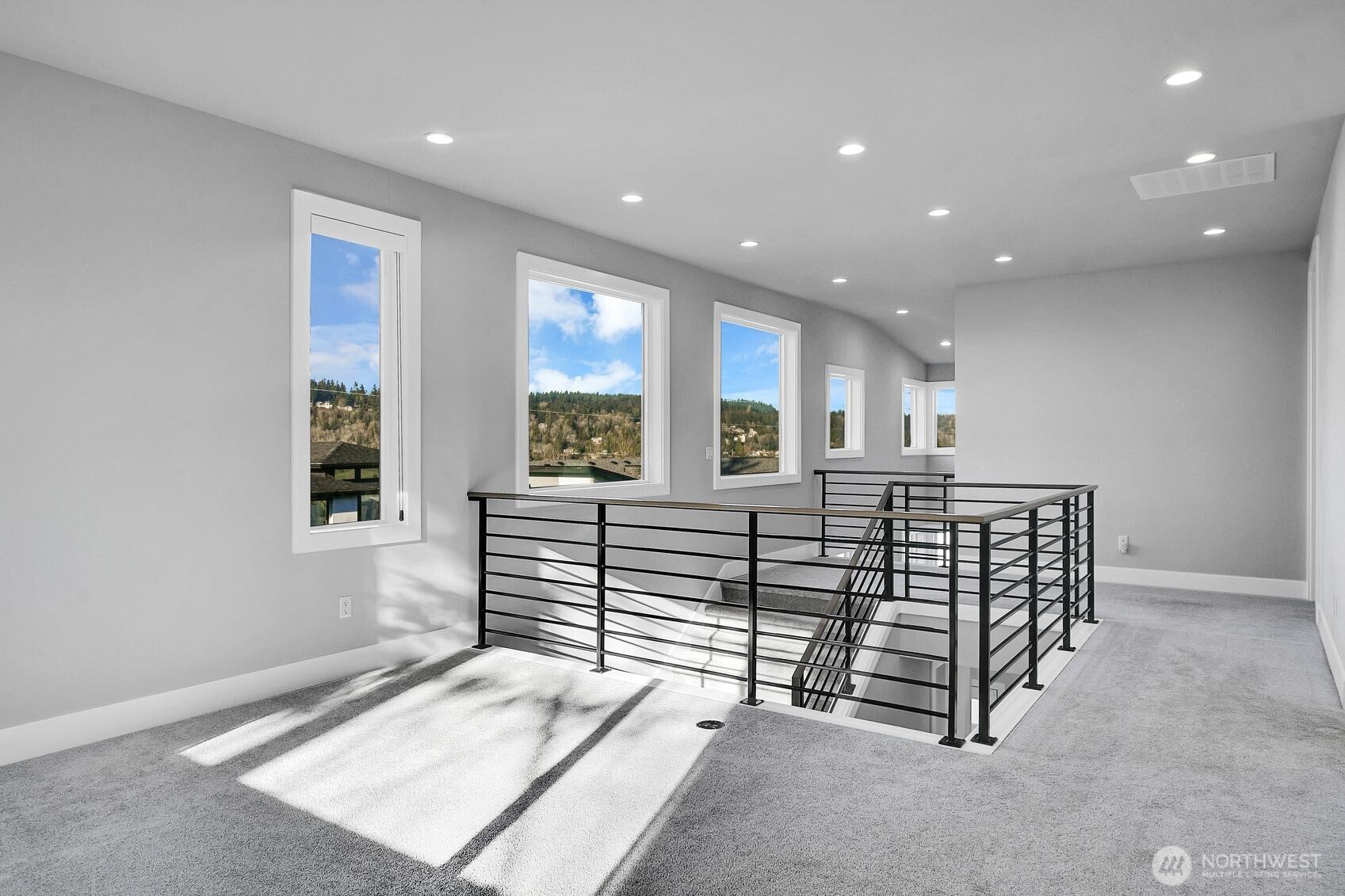 1113 N 39th Court , Renton, WA 98056