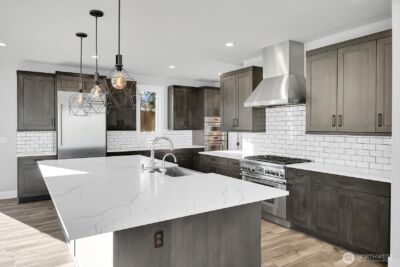 1113 N 39th Court , Renton, WA 98056 - Photo 8