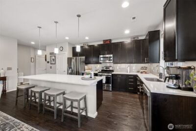 18431 139th Street E, Bonney Lake, WA 98391 - Photo 2